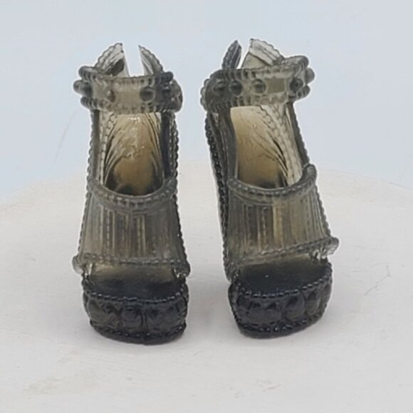 Monster High Kiyomi Haunterly Doll Shoes From Haunted Student Spirits Line - Picture 3 of 4